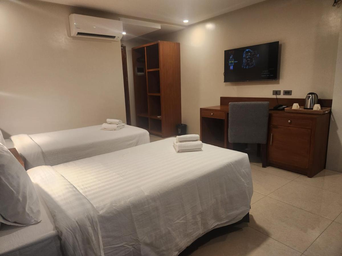 Hotel Herencia 625 Daraga  Екстер'єр фото