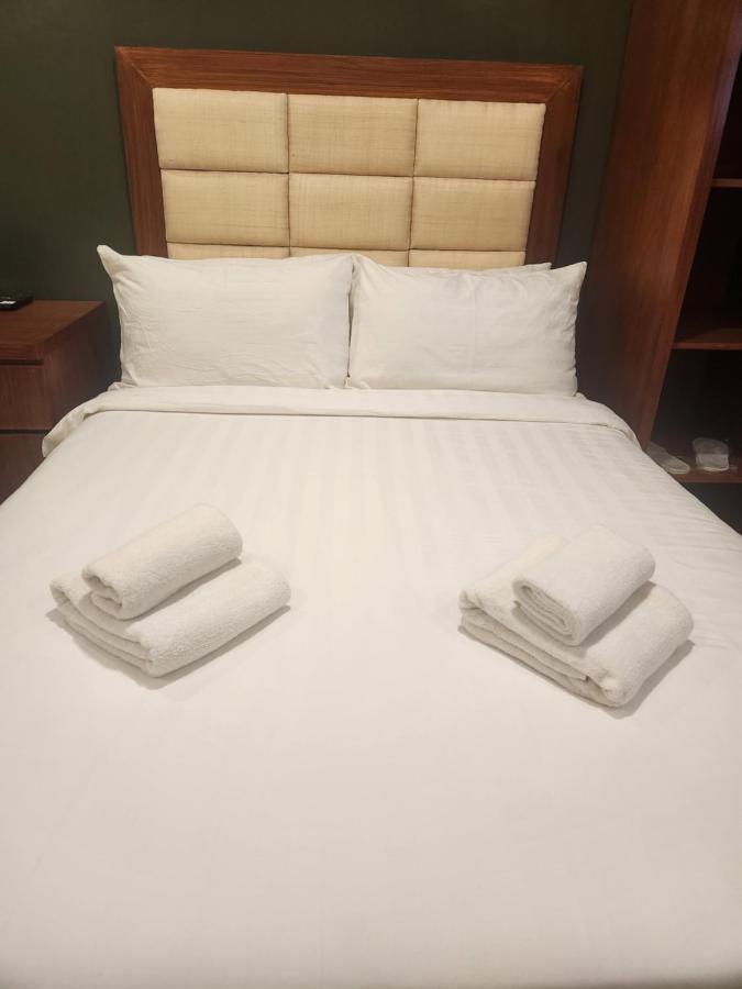 Hotel Herencia 625 Daraga  Екстер'єр фото