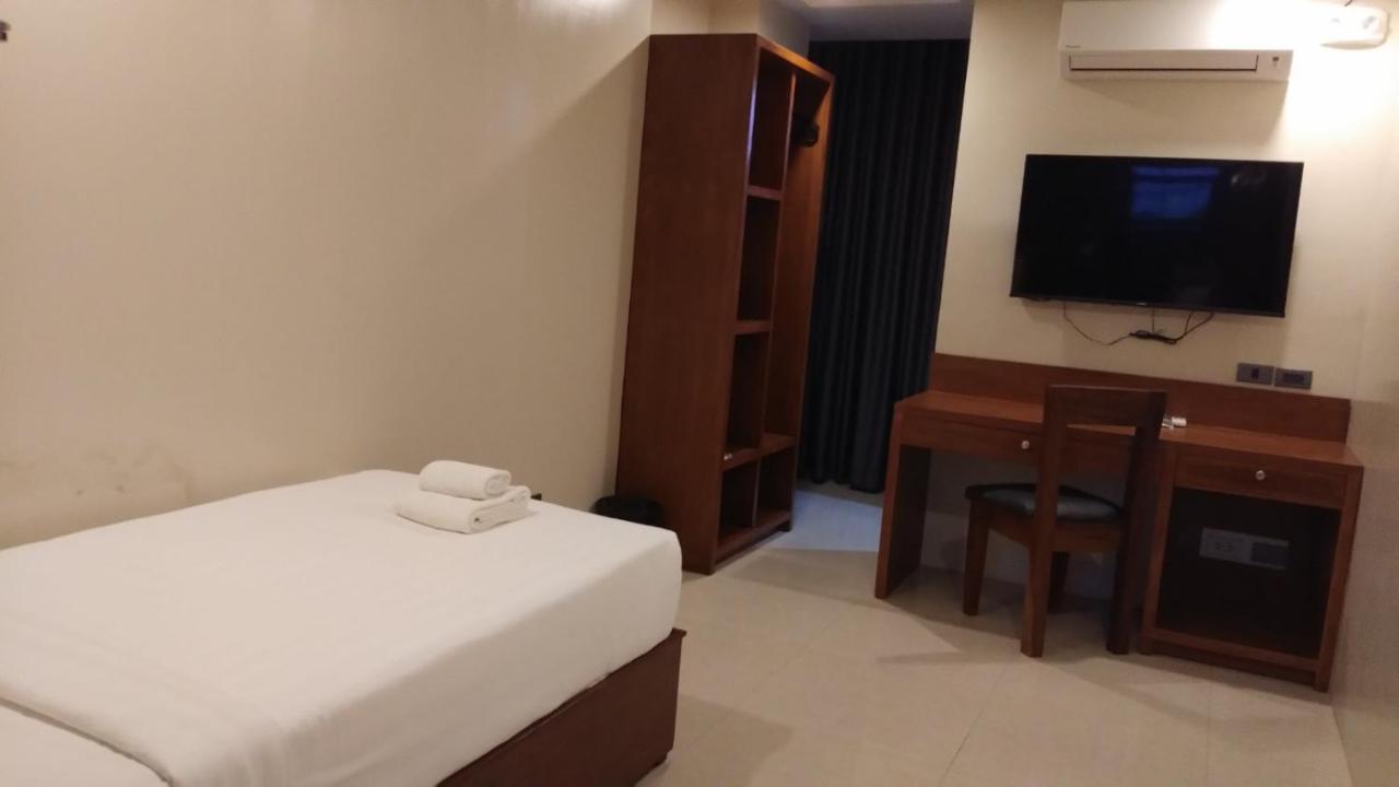 Hotel Herencia 625 Daraga  Екстер'єр фото
